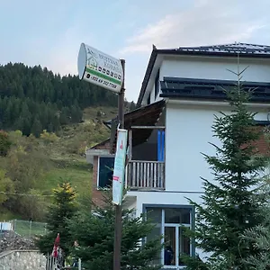 Pensjonat Korabi, Ceren