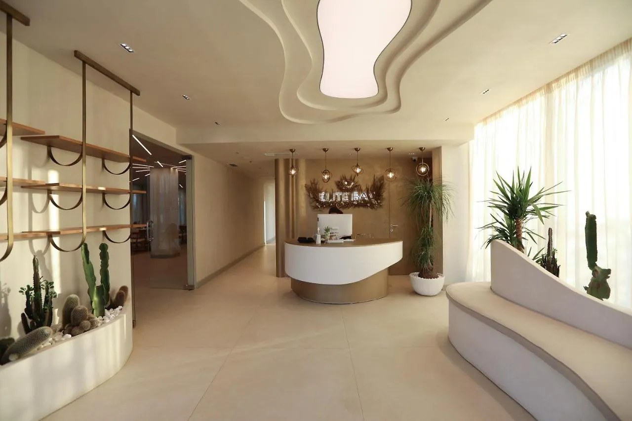 ****  Elite Bay Hotel Lalez Durres Albánia